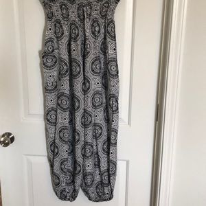 Black and white pattern harem pants from Bali